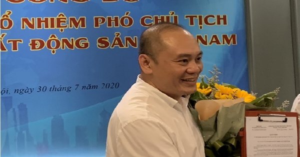 Công bố quyết định bổ nhiệm Phó chủ tich Hội Môi giới Bất động sản Việt Nam