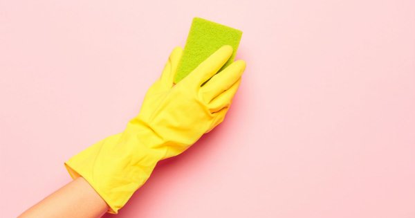 10 bước vệ sinh giấy dán tường sạch đẹp như mới