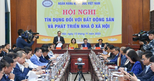 Masterise, Sunshine Group, Novaland, Vingroup, Sun Group...họp "nóng" với NHNN và Bộ Xây dựng