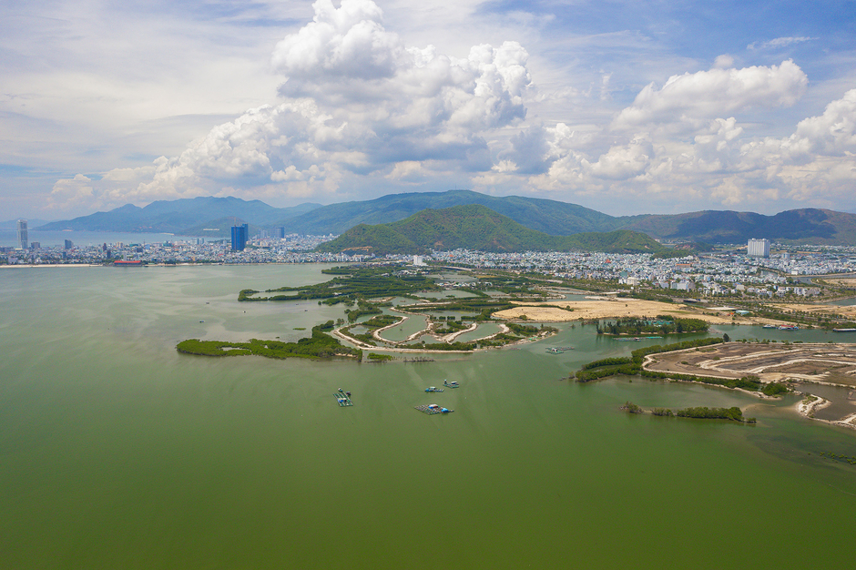 Đầm nước rộng thứ hai Việt Nam là trung tâm của thành phố mới, sẽ vừa có đô thị hiện đại, vừa có rừng ngập mặn bình yên